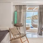 Captain Zeppos Πολλώνια