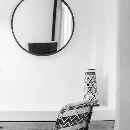 Captain Zeppos Appartement Pollonia