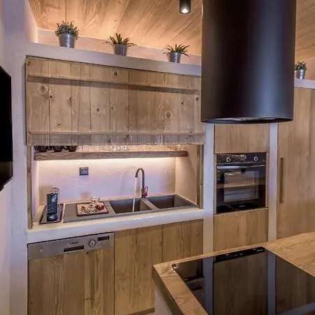 Captain Zeppos Апартаменты Поллония