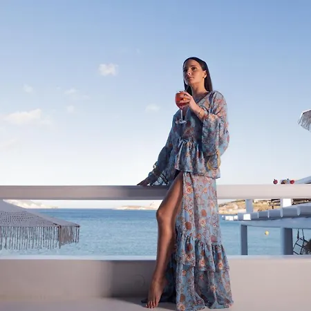 Captain Zeppos Pollonia