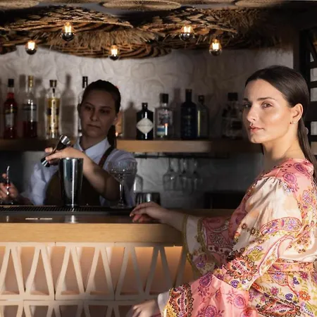 Captain Zeppos Поллония