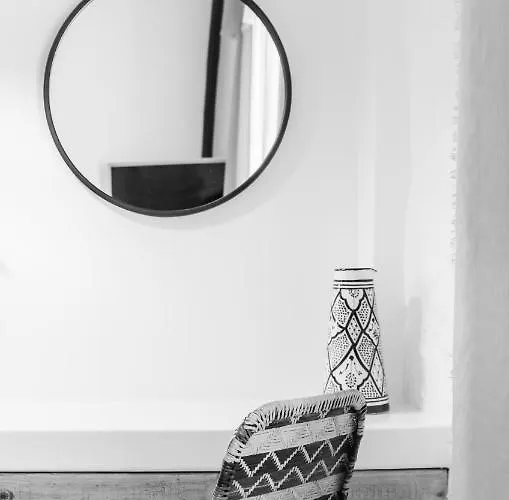 Captain Zeppos Lägenhet Pollonia