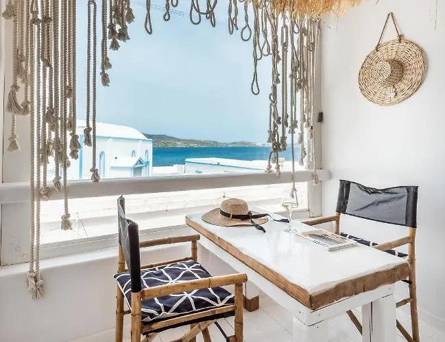 Captain Zeppos Pollonia