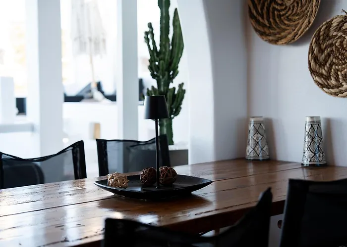 Daire Captain Zeppos *